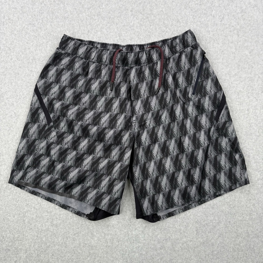 Lululemon Shorts Mens Large‎ Black Geometric Surge Athletic Lined Training Gym